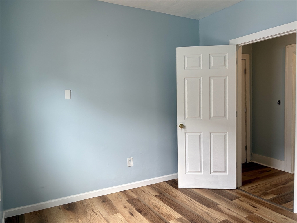 15 Groveland Street, Unit 2 Springfield, MA 01108 - Photo 20 of 29