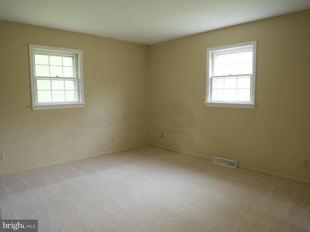 2237 Mountain View Road Stafford, VA 22556 - Photo 5 of 23 Bedroom
