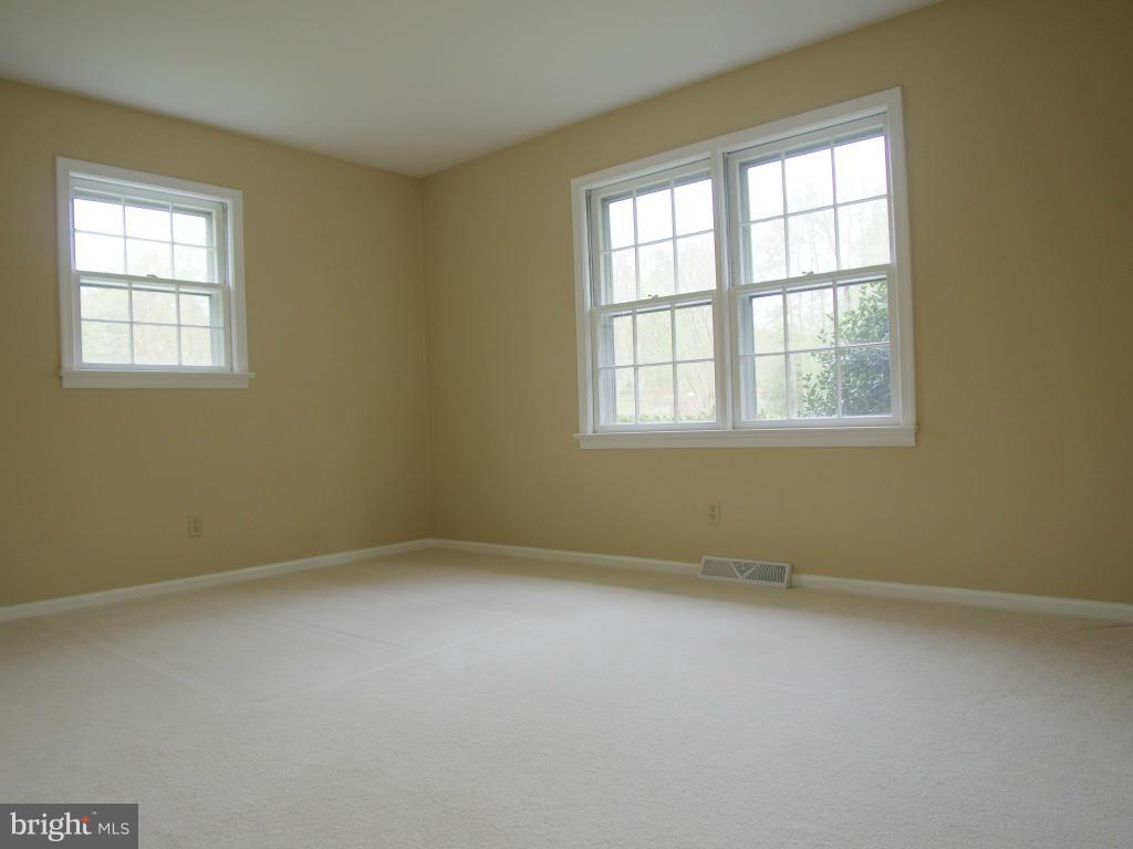 2237 Mountain View Road Stafford, VA 22556 - Photo 7 of 23 Bath (Master)
