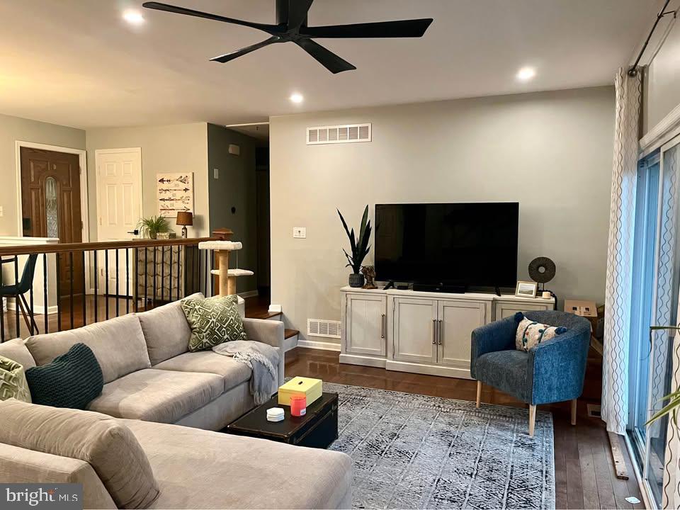 32 Delwood Road Cherry Hill, NJ 08002 - Photo 2 of 14 Modern living space with cozy charm.