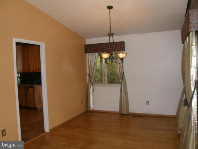11314 Myrtle Lane Reston, VA 20191 - Photo 10 of 12 Dining Room