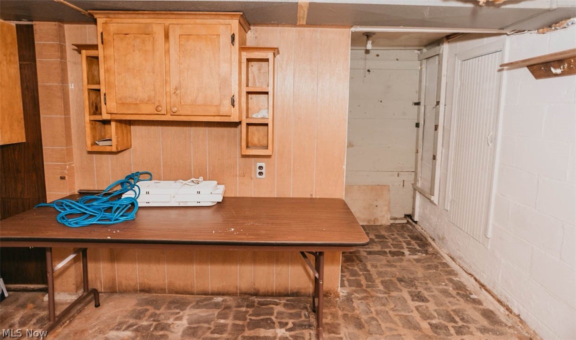 880 Center Road Akron, OH 44319 - Photo 28 of 34
