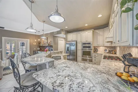 $1,400,000 | 852 35th Avenue North, St. Petersburg, FL 33704