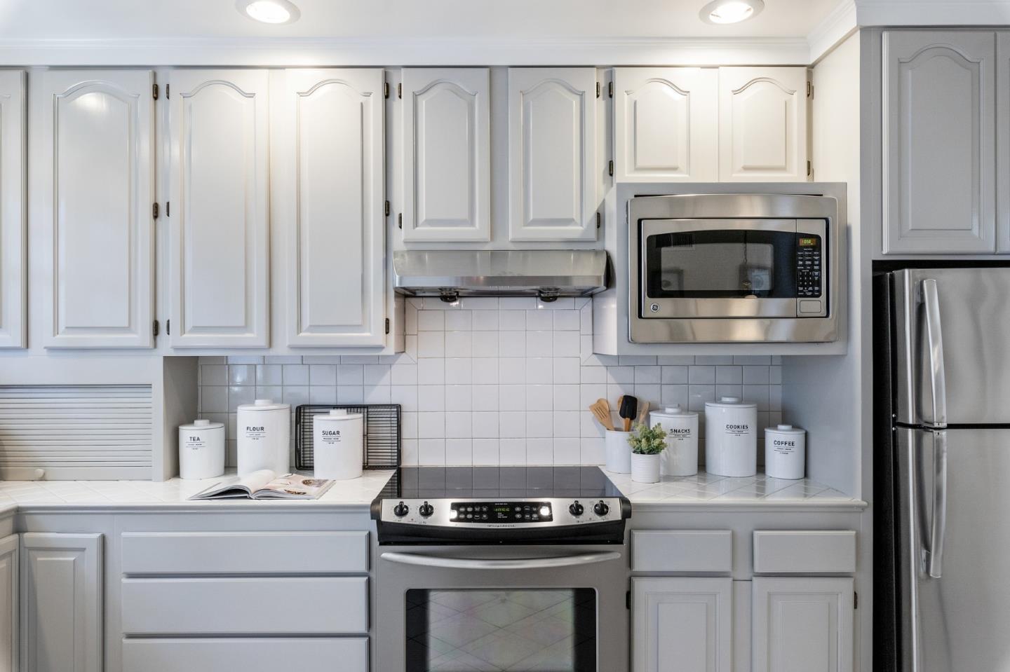 430 Bloomfield Road Burlingame, CA 94010 - Photo 29 of 53 Gallery Image 29