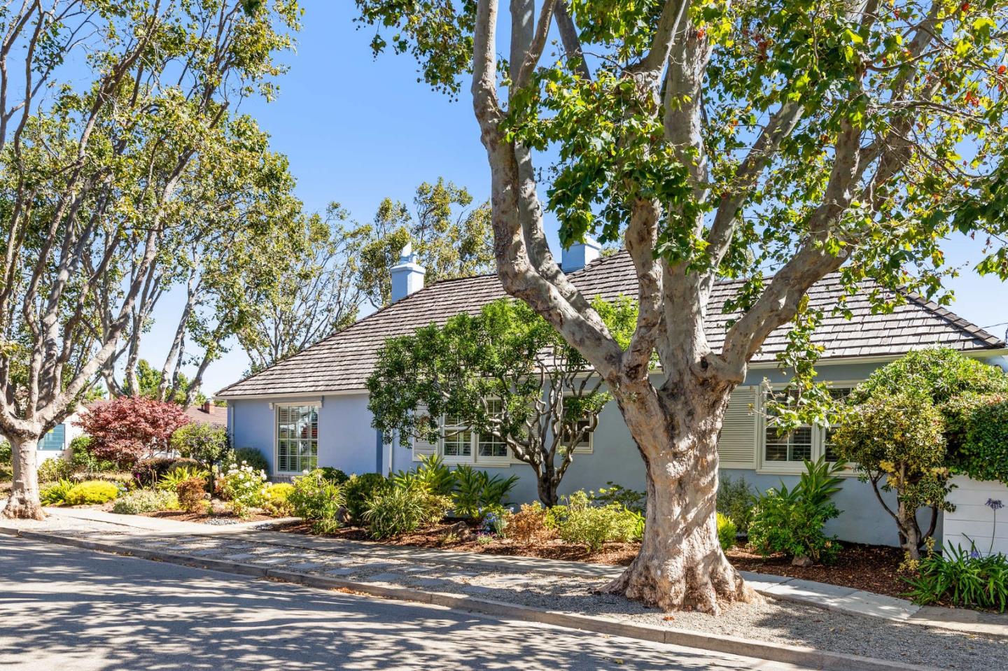 430 Bloomfield Road Burlingame, CA 94010 - Photo 3 of 53 Gallery Image 3