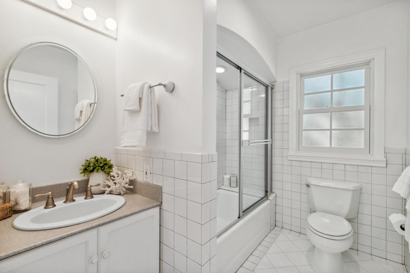430 Bloomfield Road Burlingame, CA 94010 - Photo 38 of 53 Gallery Image 38