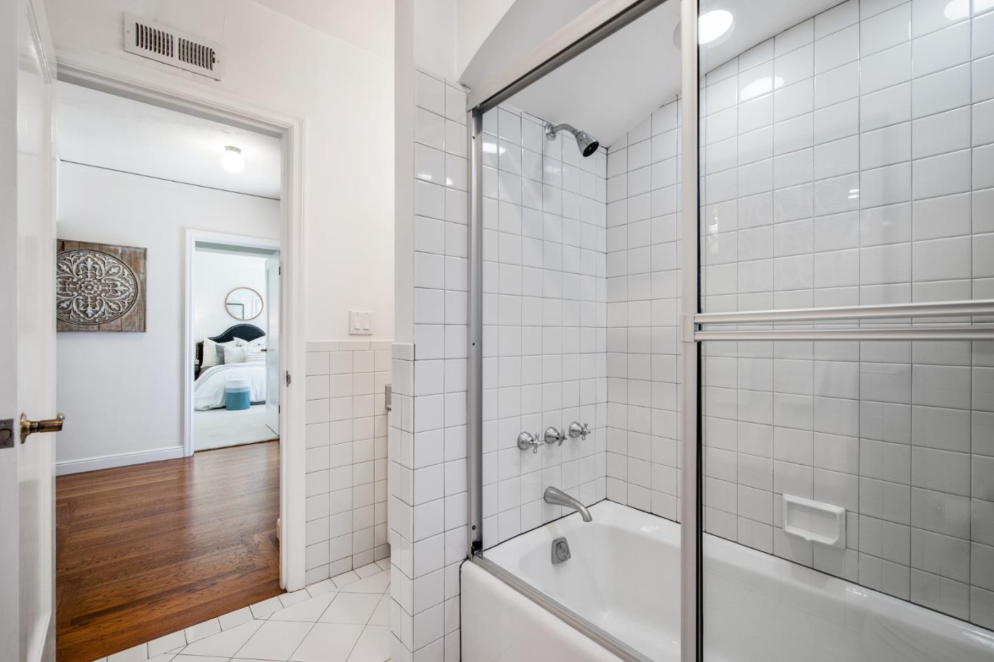 430 Bloomfield Road Burlingame, CA 94010 - Photo 39 of 53 Gallery Image 39