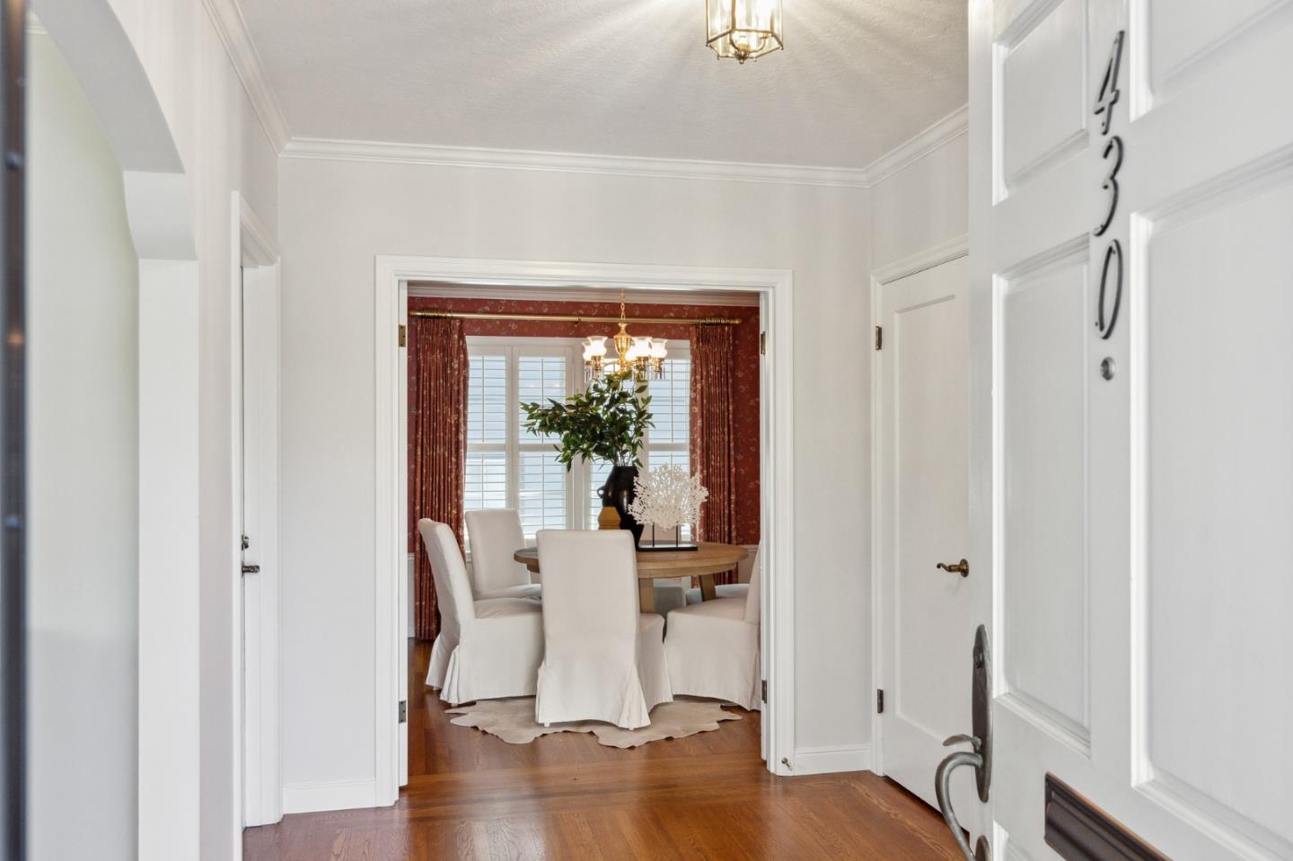 430 Bloomfield Road Burlingame, CA 94010 - Photo 7 of 53 Gallery Image 7