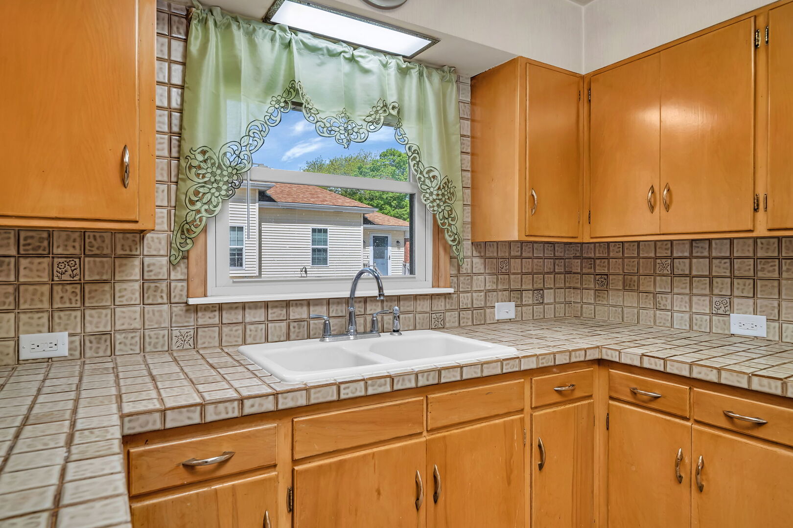 627 East Main Street Morris, IL 60450 - Photo 12 of 30