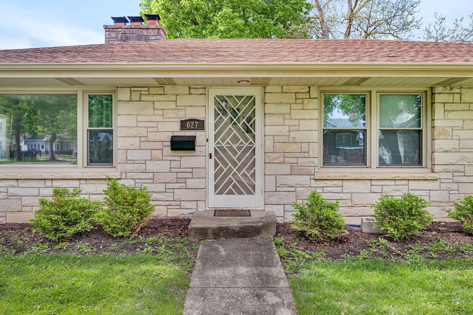 627 East Main Street Morris, IL 60450 - Photo 3 of 30