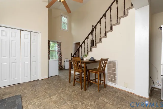 a view of entryway and hall