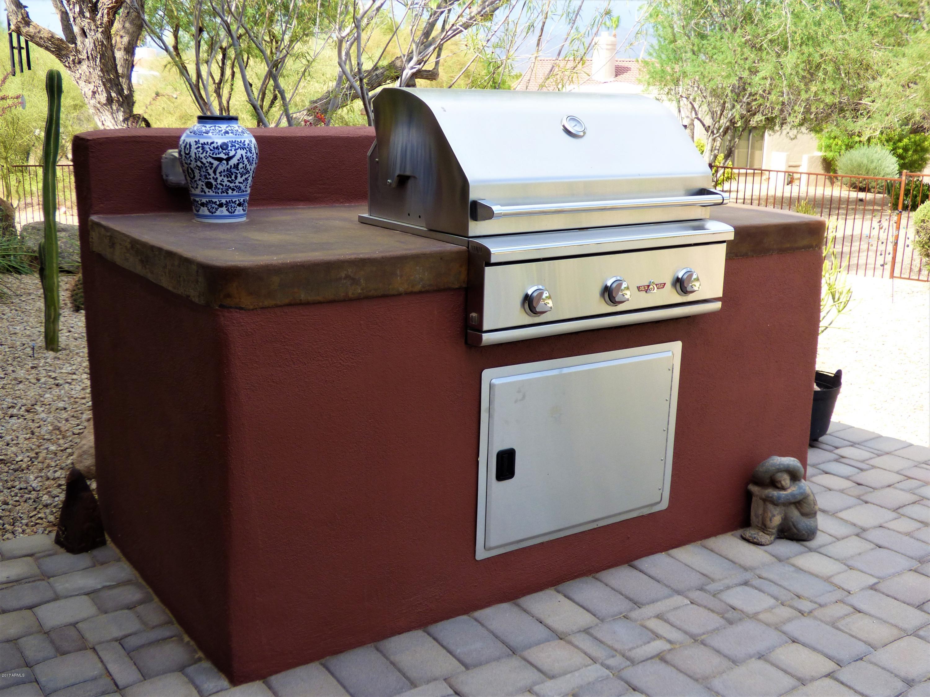 26701 North Aguila Road Rio Verde, AZ 85263 - Photo 12 of 24 Barbeque