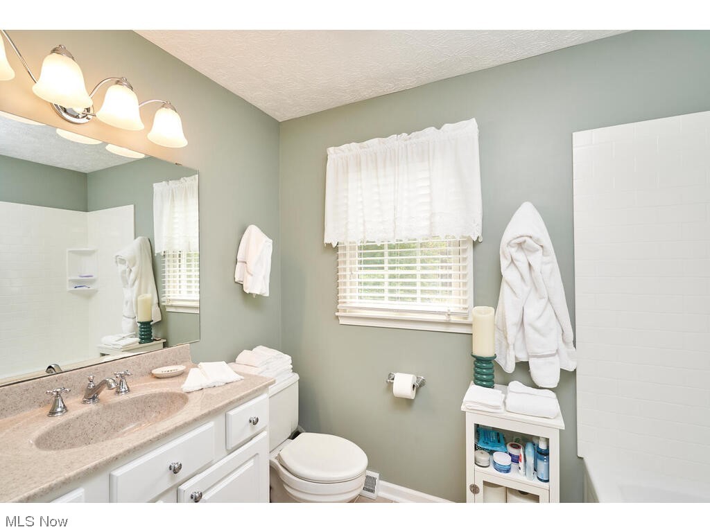994 Southwold Road Akron, OH 44321 - Photo 21 of 29