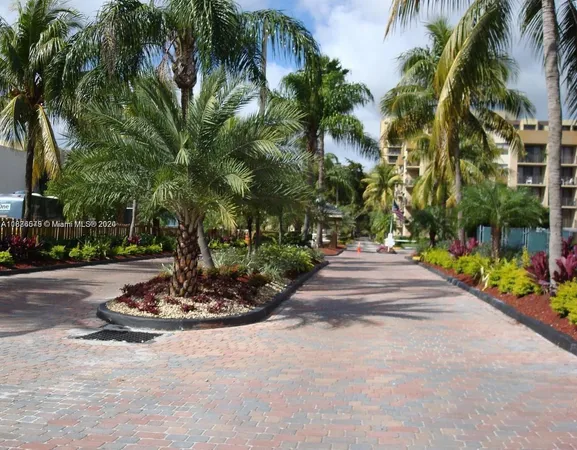 $250,000 | 1470 Northeast 123rd Street, Unit A902, North Miami, FL 33161