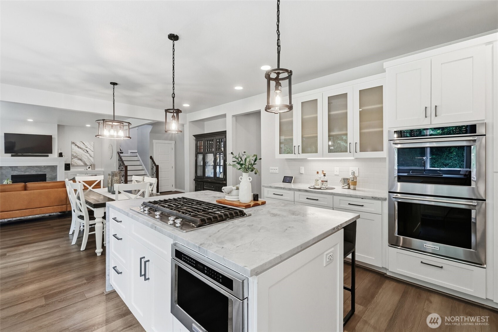 21701 8th Avenue Southeast Bothell, WA 98021 - Photo 3 of 40 Gallery Image 3