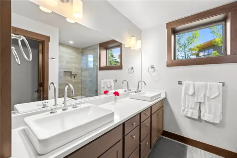 $3,250,000 | 814 Maryland Creek Road, Silverthorne, CO 80498