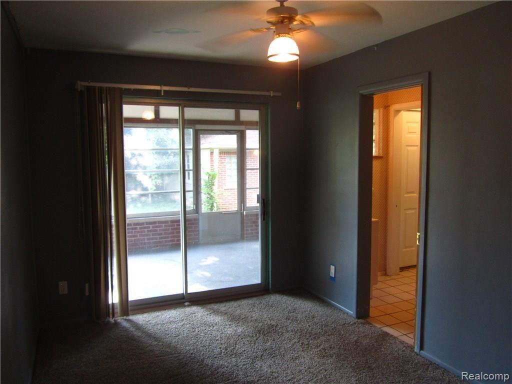 14211 Inkster Road Livonia, MI 48154 - Photo 12 of 24