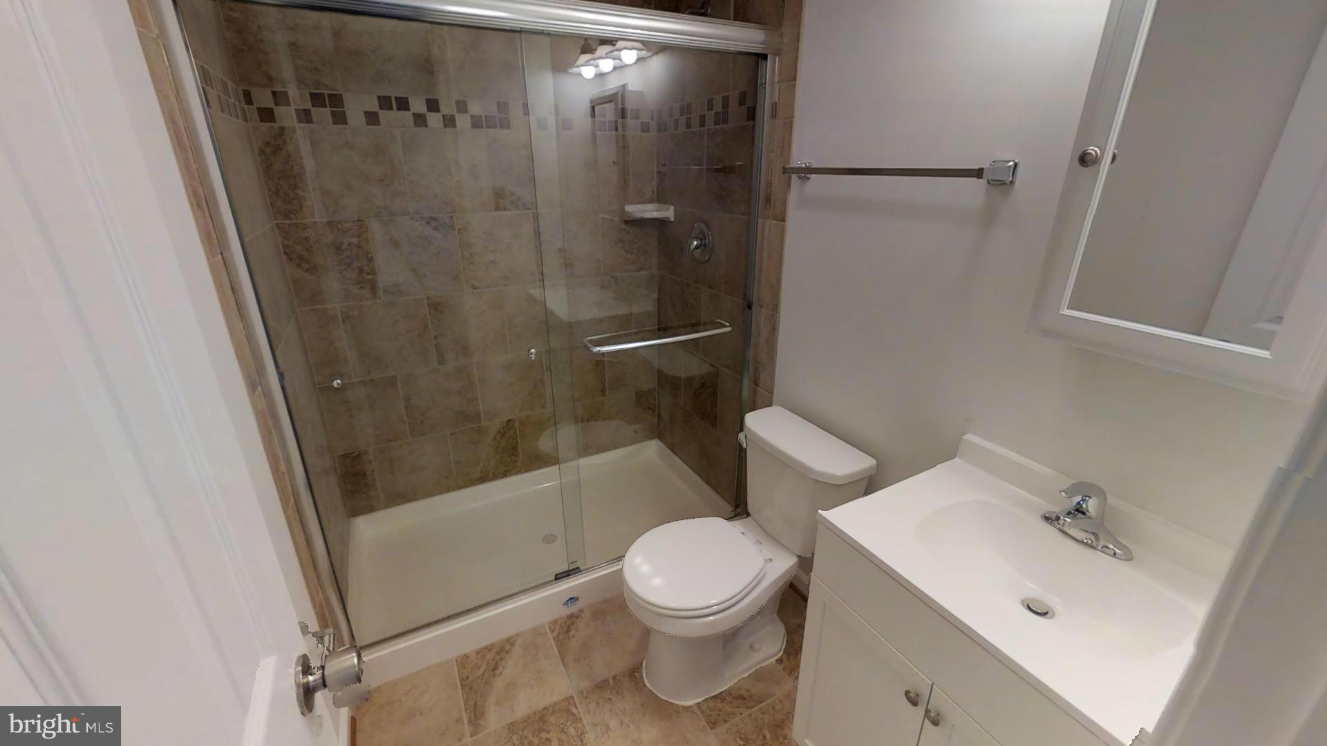 2925 Edgewood Road Bryans Road, MD 20616 - Photo 14 of 18 Bath (Master)