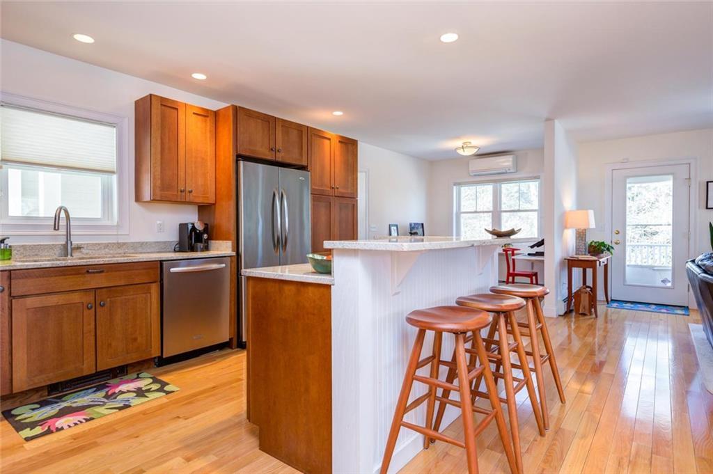 1 Avon Road Cape Elizabeth, ME 04107 - Photo 6 of 31 Kitchen