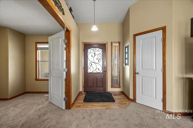 $899,700 | 19250 Quarter Mile Lane, Caldwell, ID 83607