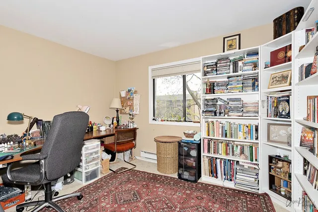 $1,550 | 627 South Virginia Road, Unit 212, Crystal Lake, IL 60014