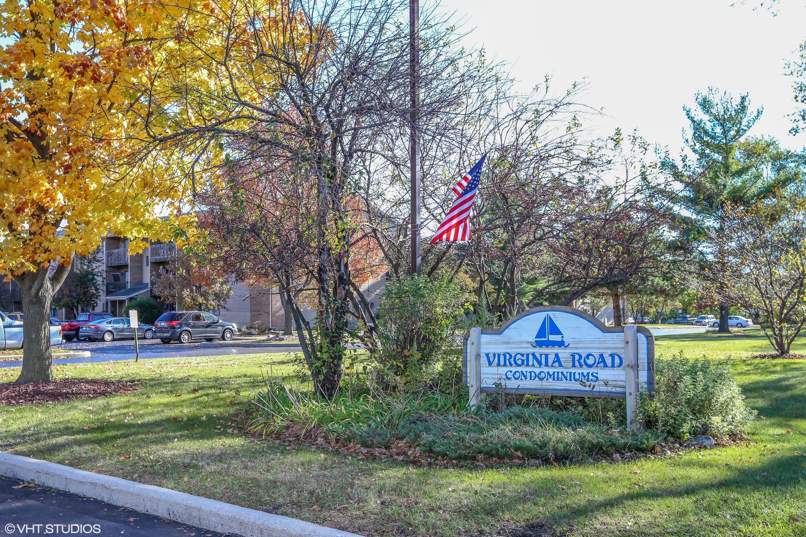 627 South Virginia Road, Unit 212 Crystal Lake, IL 60014 - Photo 9 of 10