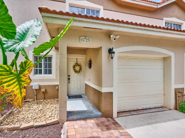 $3,000 | 6725 Old Farm Trail, Boynton Beach, FL 33437