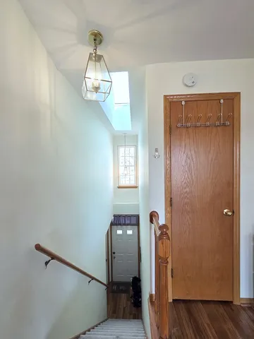 $279,900 | 745 West Streamwood Boulevard, Unit B, Streamwood, IL 60107