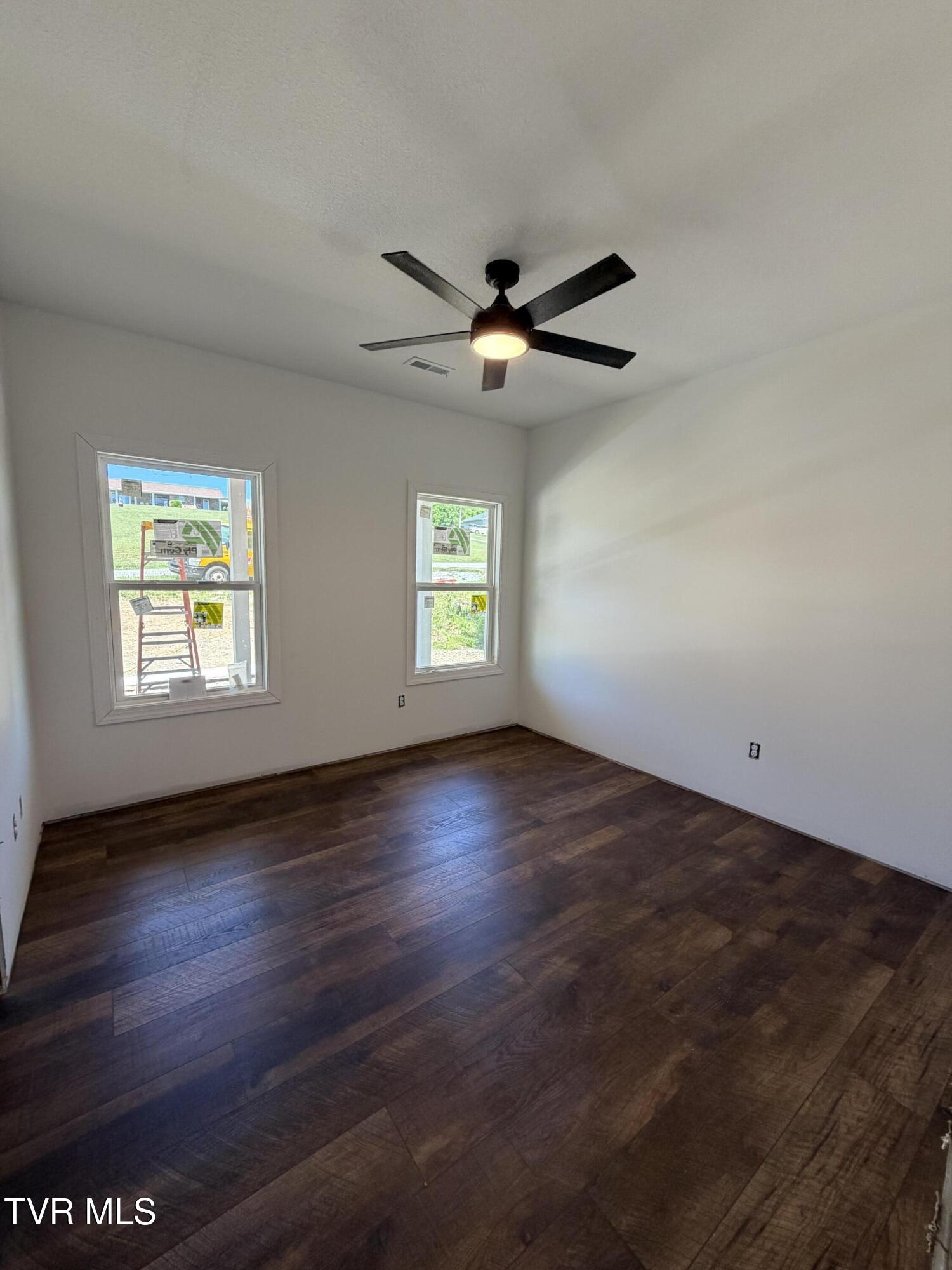 161 Paynetown Road Telford, TN 37690 - Photo 22 of 36 IMG_4269