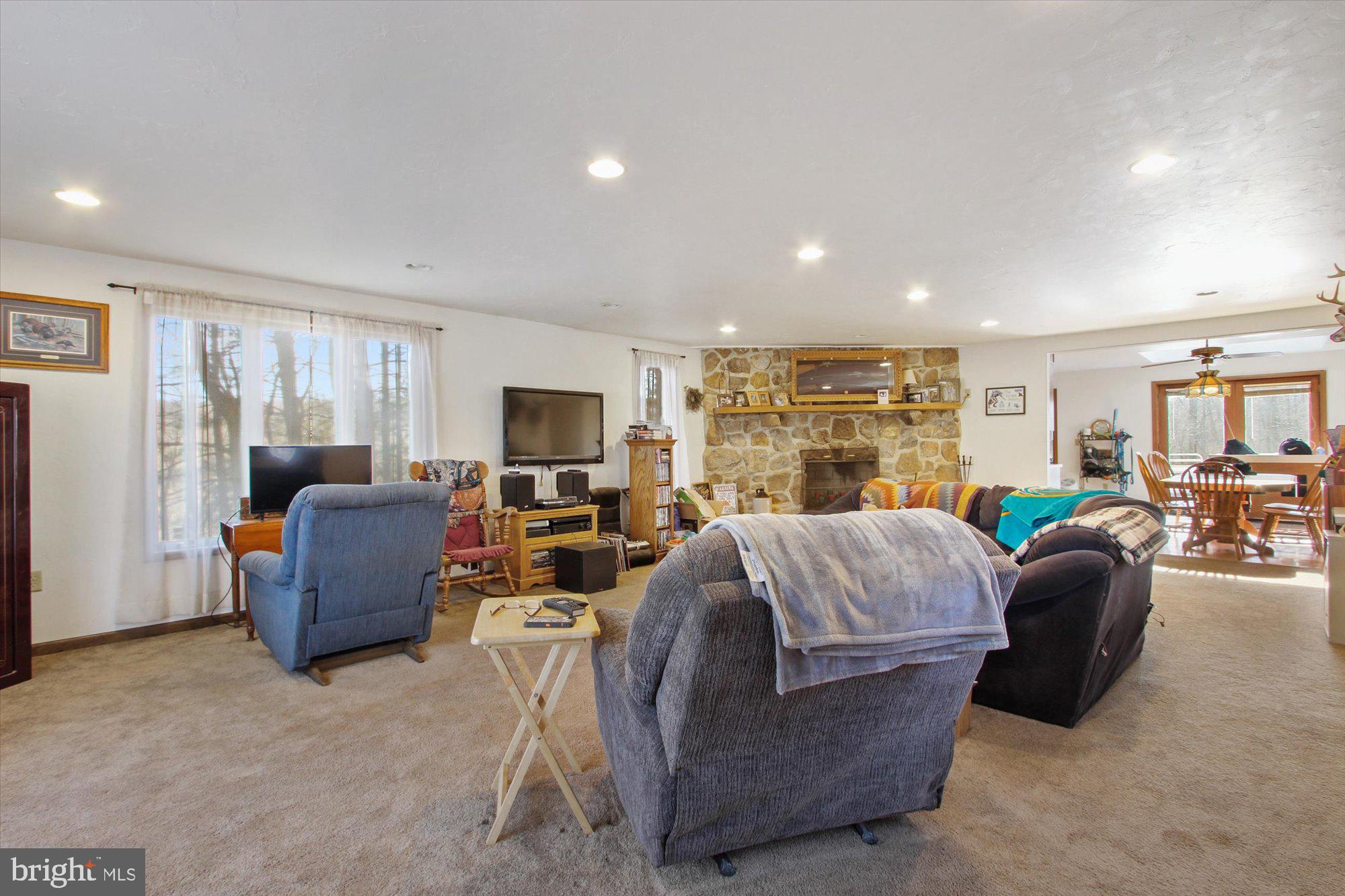 8429 Orchard Road Spring Grove, PA 17362 - Photo 6 of 26