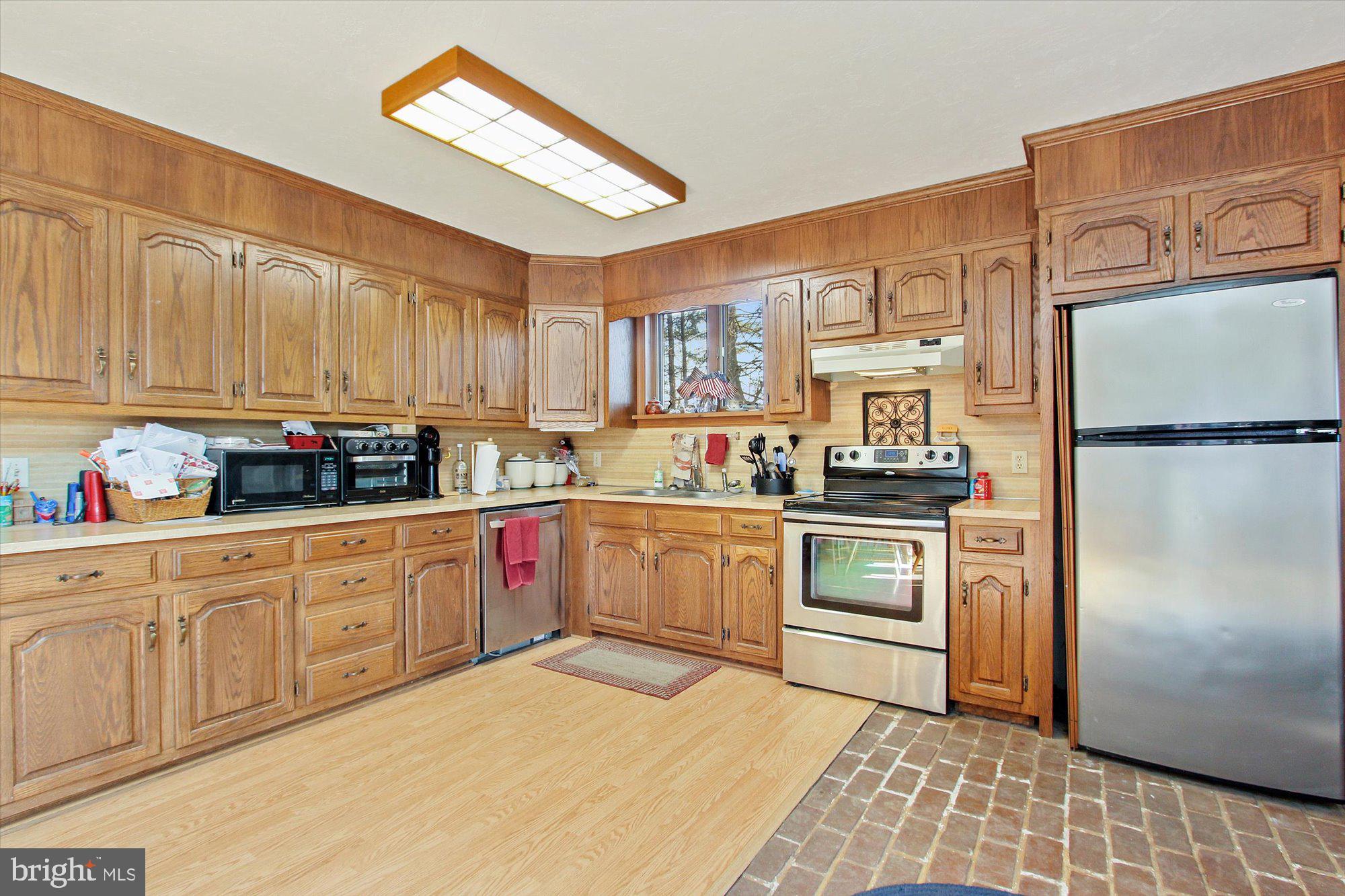 8429 Orchard Road Spring Grove, PA 17362 - Photo 9 of 26