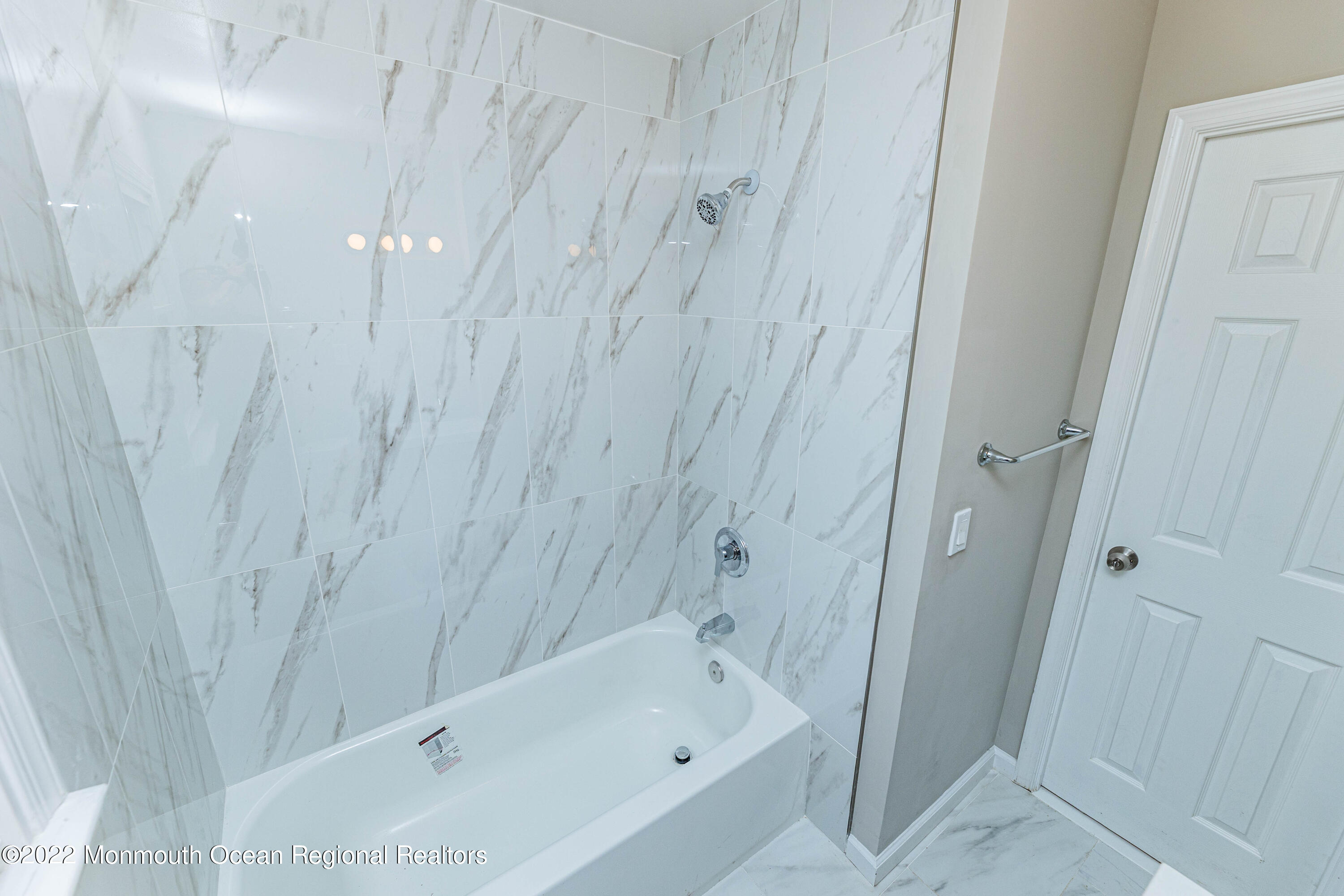 405 Middle Lane Howell, NJ 07731 - Photo 31 of 40 1-41