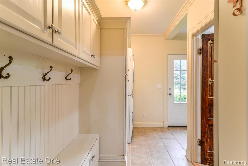 2439 East Coon Lake Road Howell, MI 48843 - Photo 22 of 61