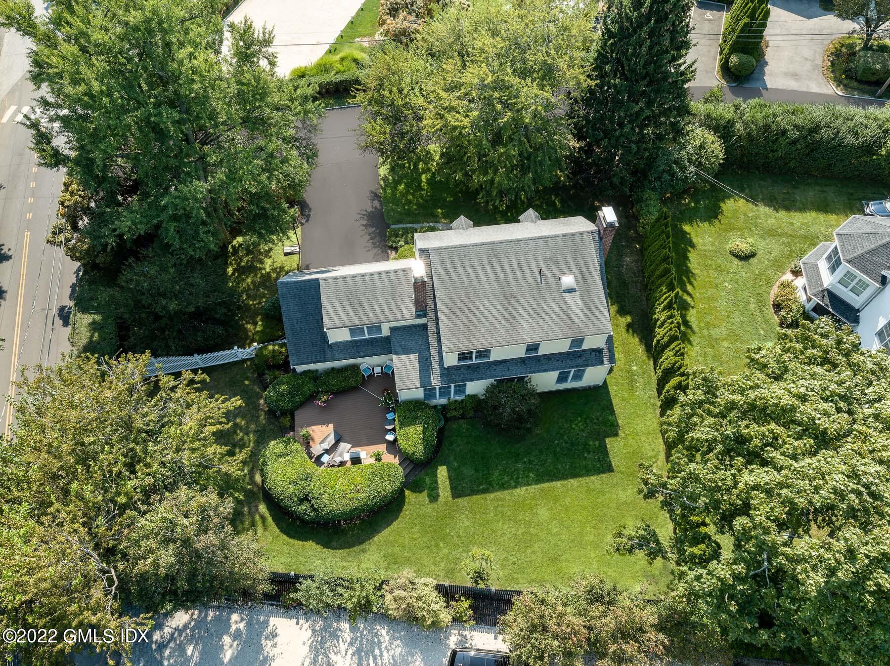 14 Wahneta Road Old Greenwich, CT 06870 - Photo 23 of 29 14 Wahneta Rd 04 - WEB