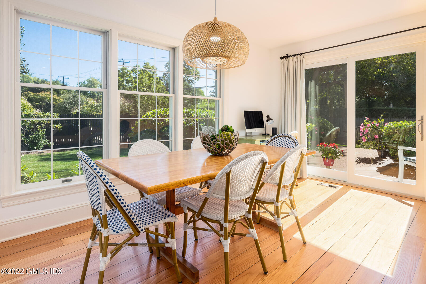 14 Wahneta Road Old Greenwich, CT 06870 - Photo 8 of 29 14 Wahneta Rd 37 - WEB