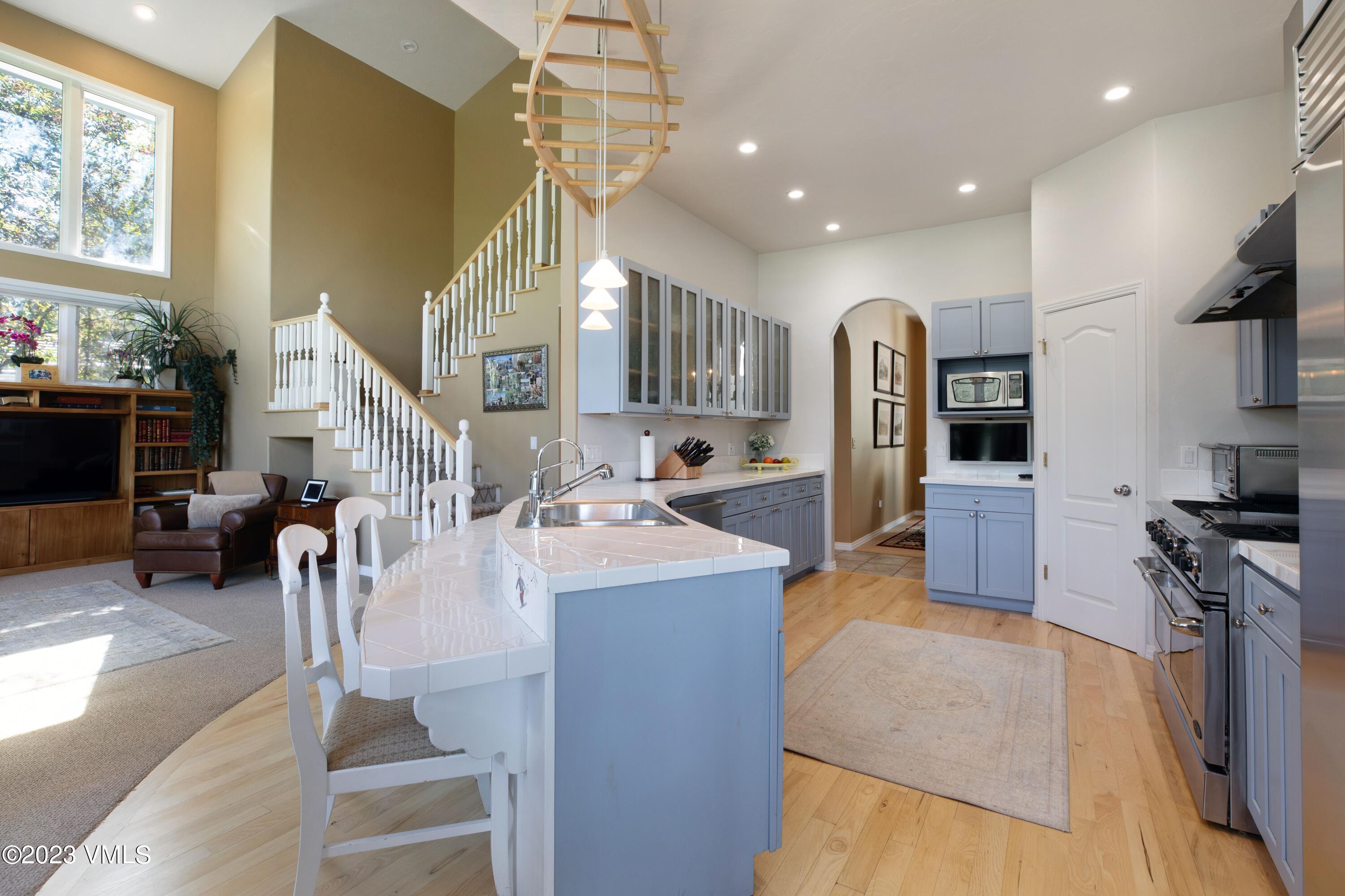 171 Stagecoach Road Edwards, CO 81632 - Photo 7 of 25 171_stagecoach_interior_kitchen