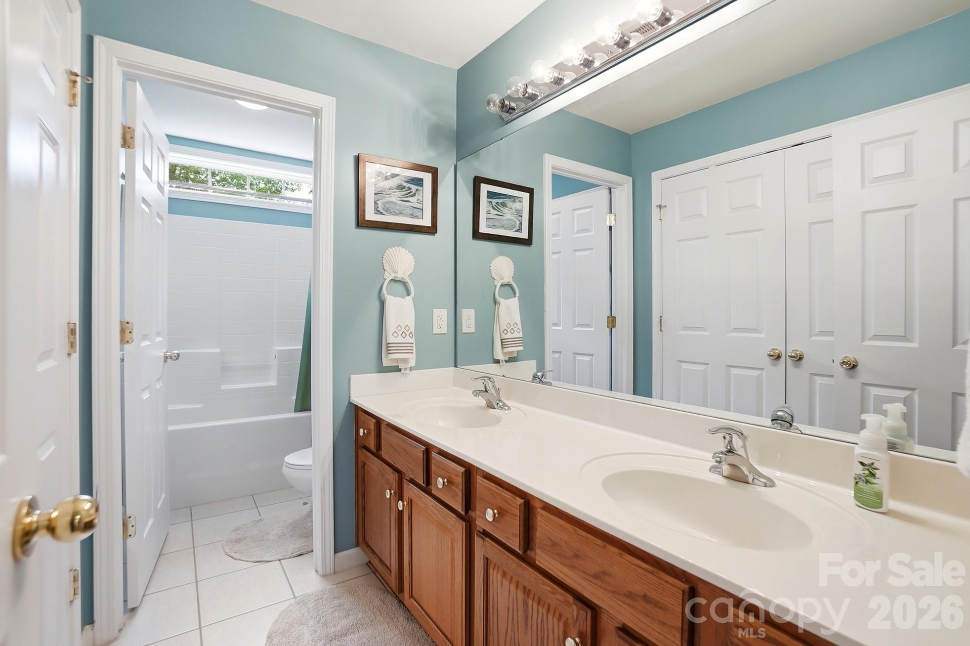 1406 Finsbury Lane Tega Cay, SC 29708 - Photo 37 of 48