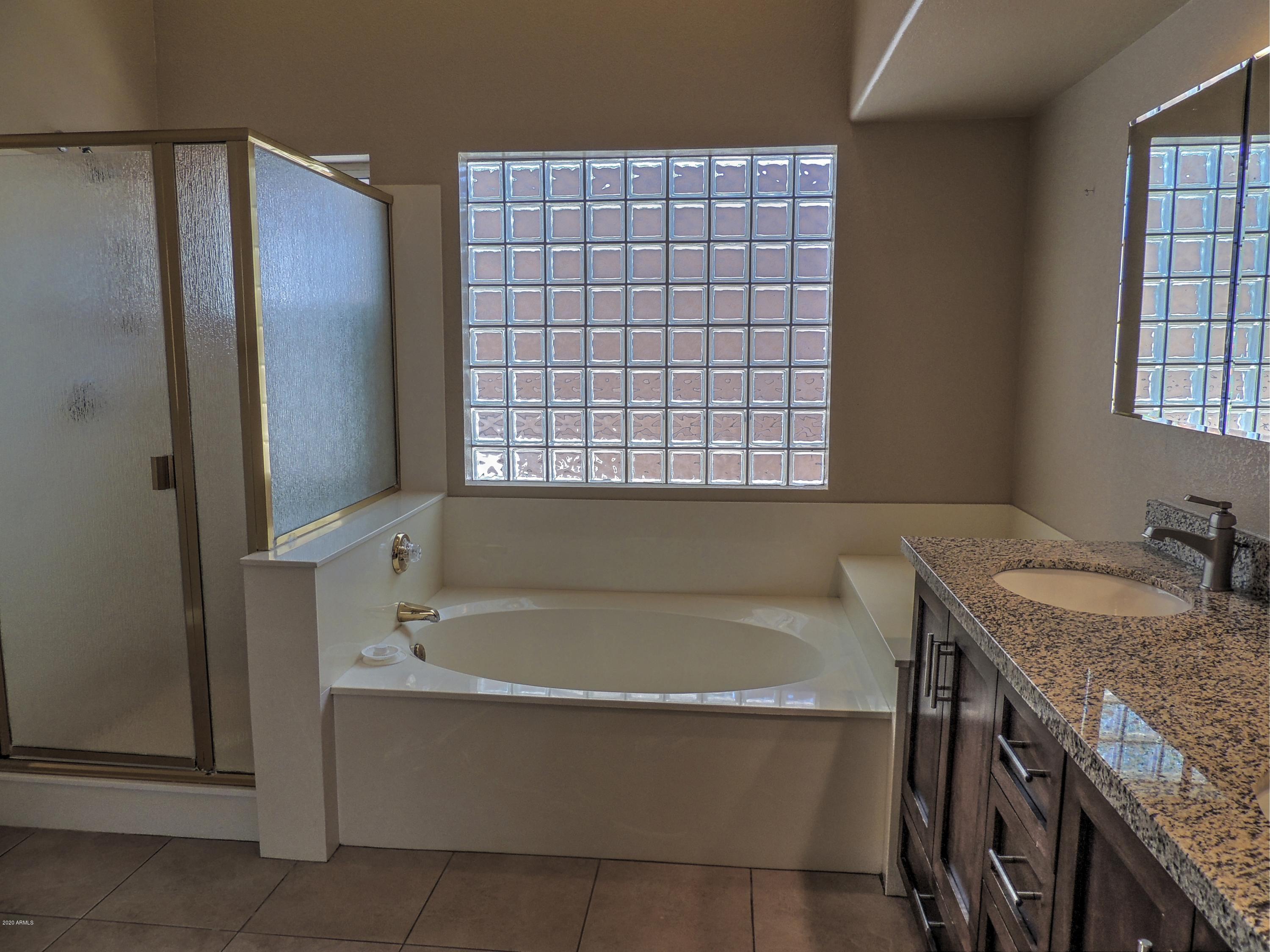 14664 South 25th Way Phoenix, AZ 85048 - Photo 18 of 28 11