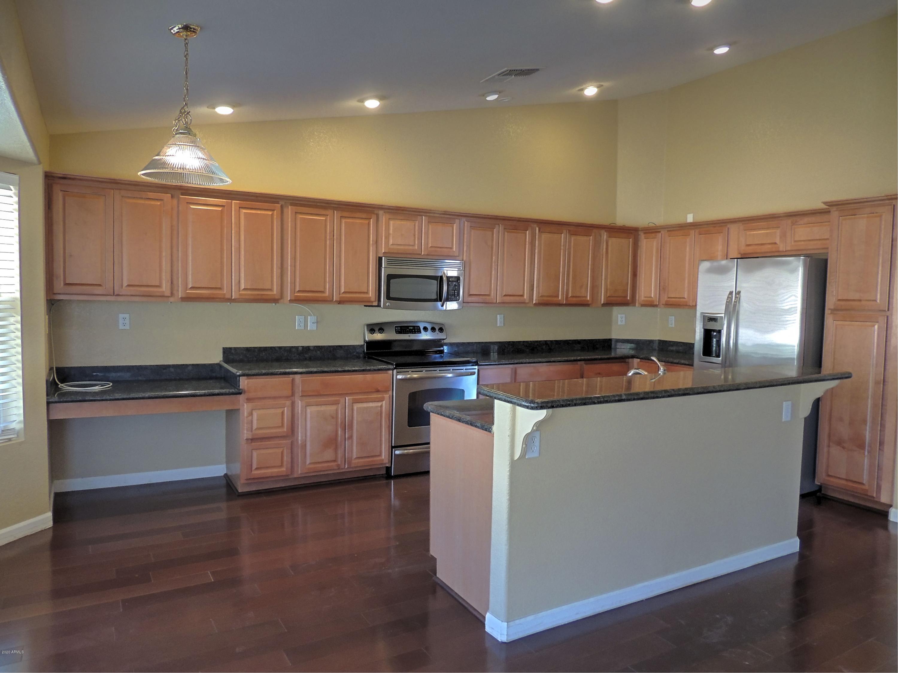 14664 South 25th Way Phoenix, AZ 85048 - Photo 4 of 28 4