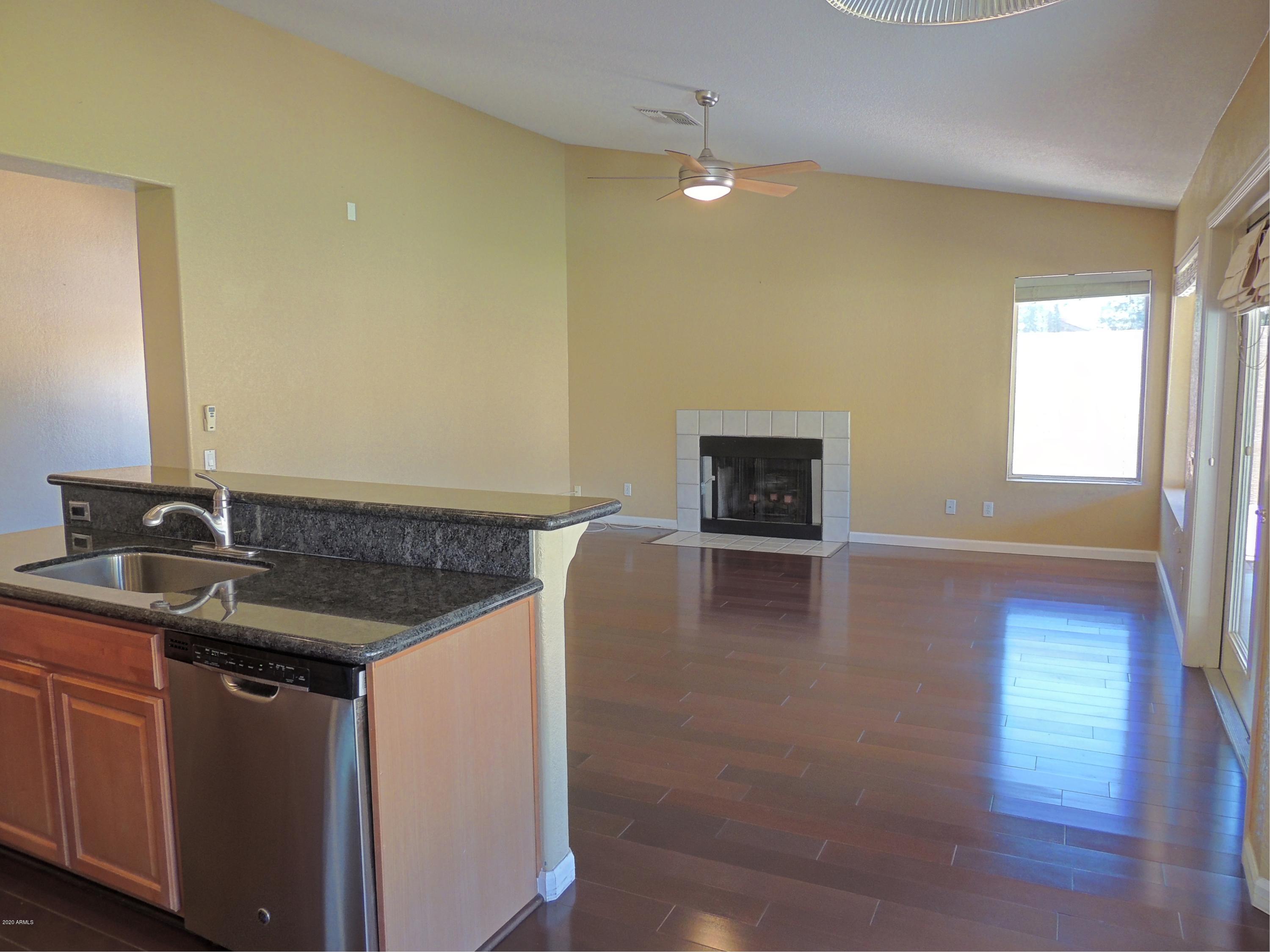 14664 South 25th Way Phoenix, AZ 85048 - Photo 9 of 28 8.1