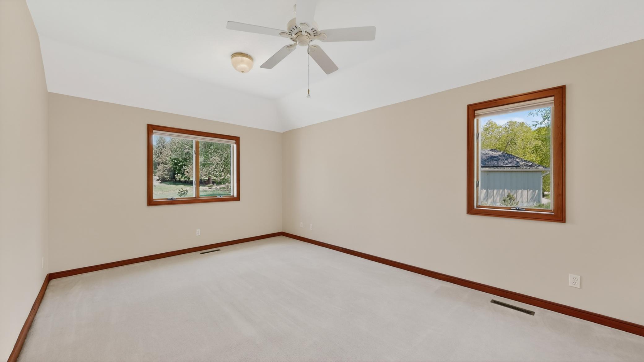 1052 Foxcroft Circle Southwest Rochester, MN 55902 - Photo 27 of 63