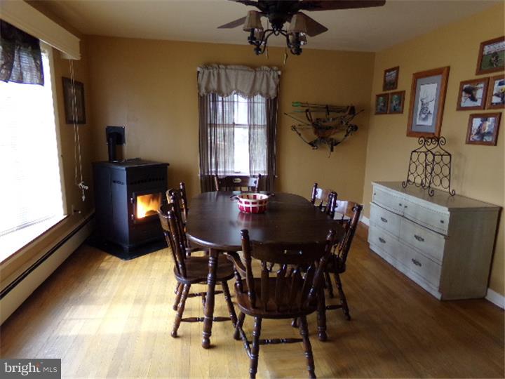 12 Oak Grove Road Pine Grove, PA 17963 - Photo 5 of 10 Gallery Image 5