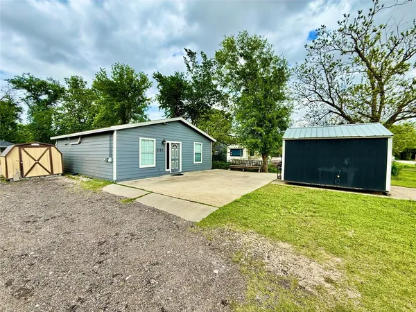 $479,000 | 6123 Shirley Lane, Houston, TX 77396