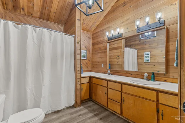 $489,000 | 20235 Valley View Drive, Lewiston, ID 83501