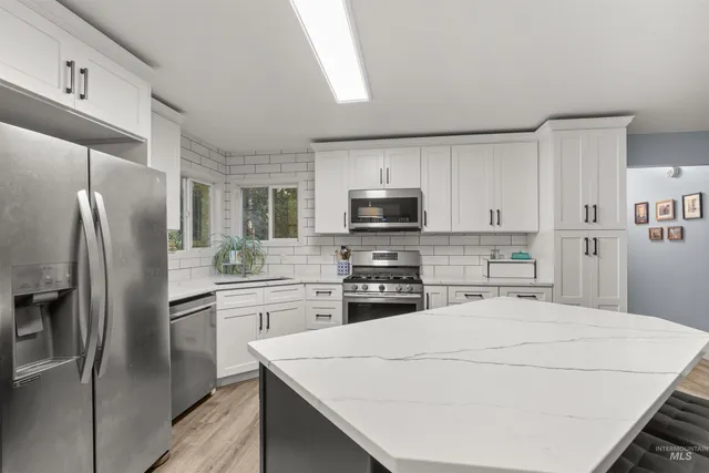 $489,000 | 20235 Valley View Drive, Lewiston, ID 83501