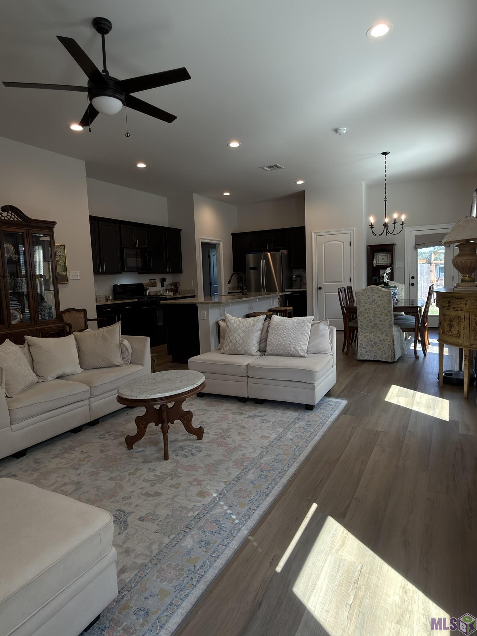 13605 Raghorn Avenue Denham Springs, LA 70726 - Photo 8 of 35 Gallery Image 8