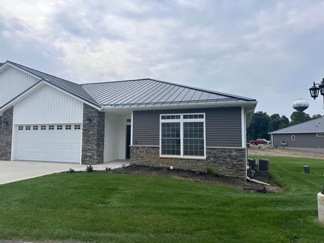 $365,000 | 246 Glei Court, Hillsdale, MI 49242