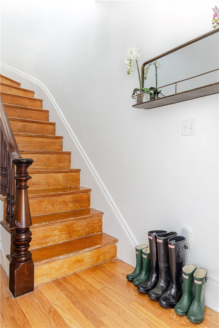 12 Poplar Street Newport, RI 02840 - Photo 16 of 28
