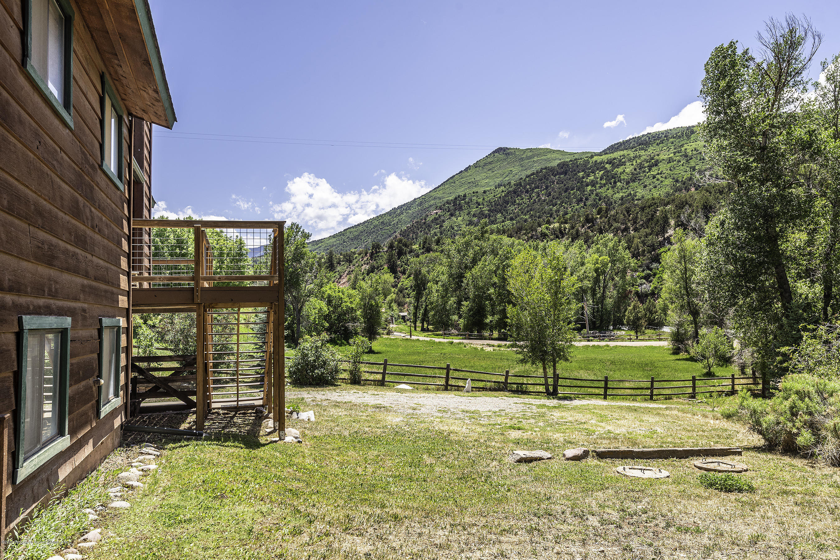 100 Riverside Road Carbondale, CO 81623 - Photo 13 of 38 100Riverside_DASH_060820_029