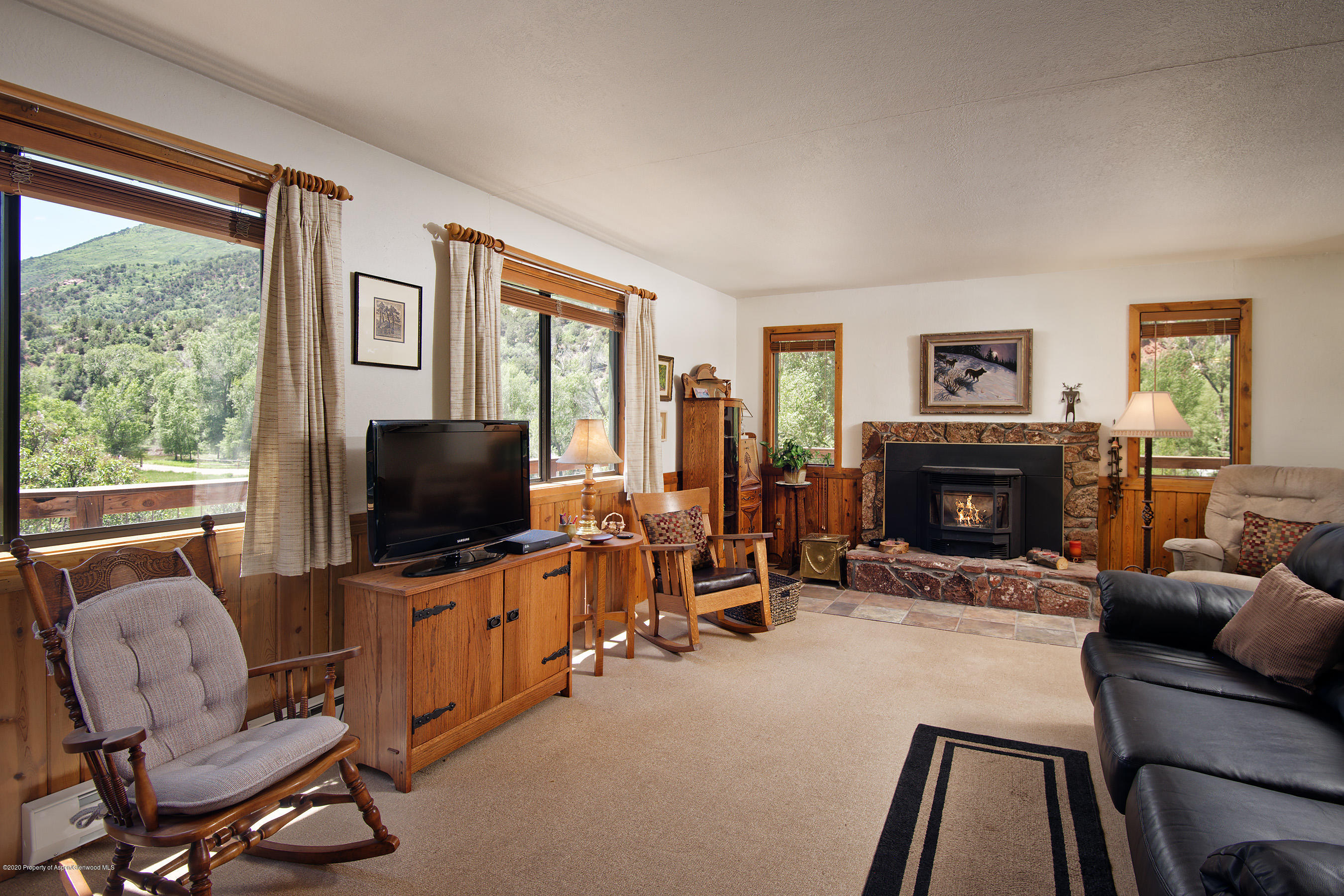100 Riverside Road Carbondale, CO 81623 - Photo 15 of 38 100Riverside_DASH_060820_005